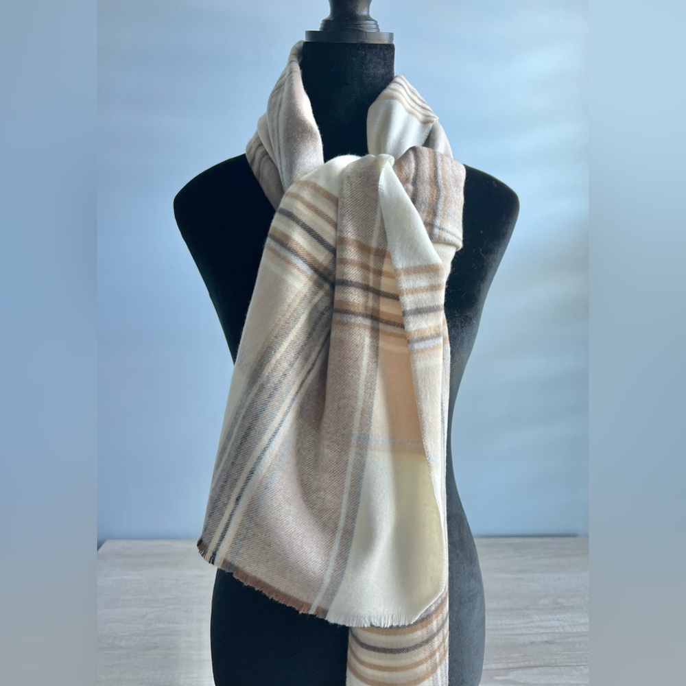 FRAAS Women's Classic Plaid Cashmink® Scarf